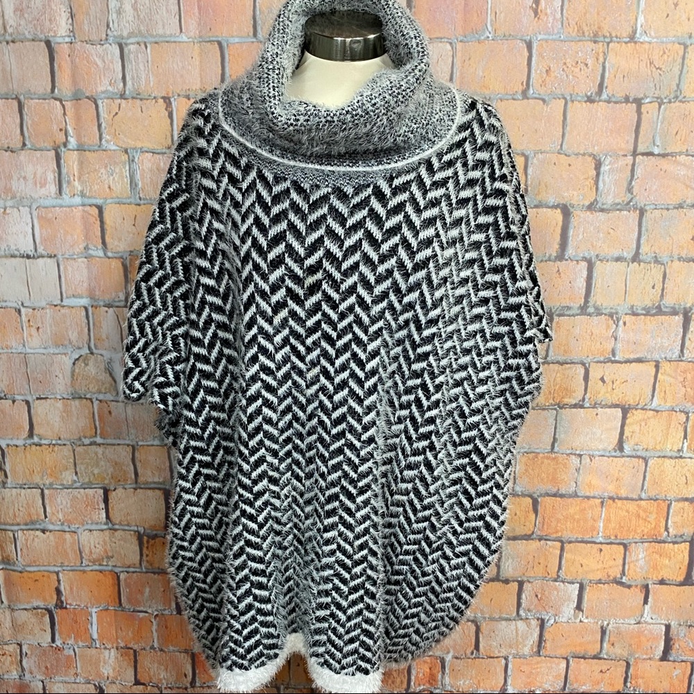 Highness‎ Fuzzy Knit Cowl Neck Poncho